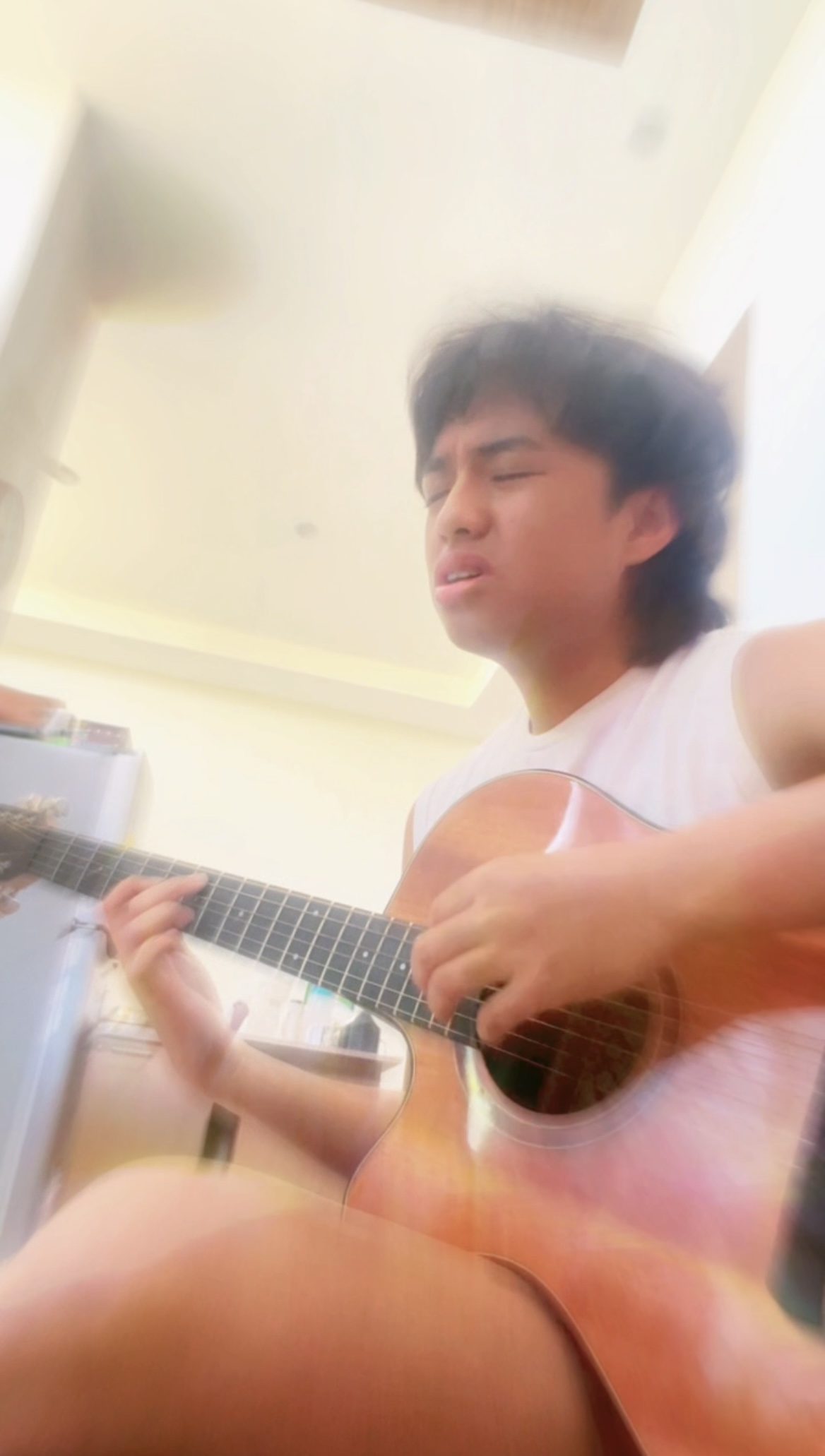 Singing and guitar personal session